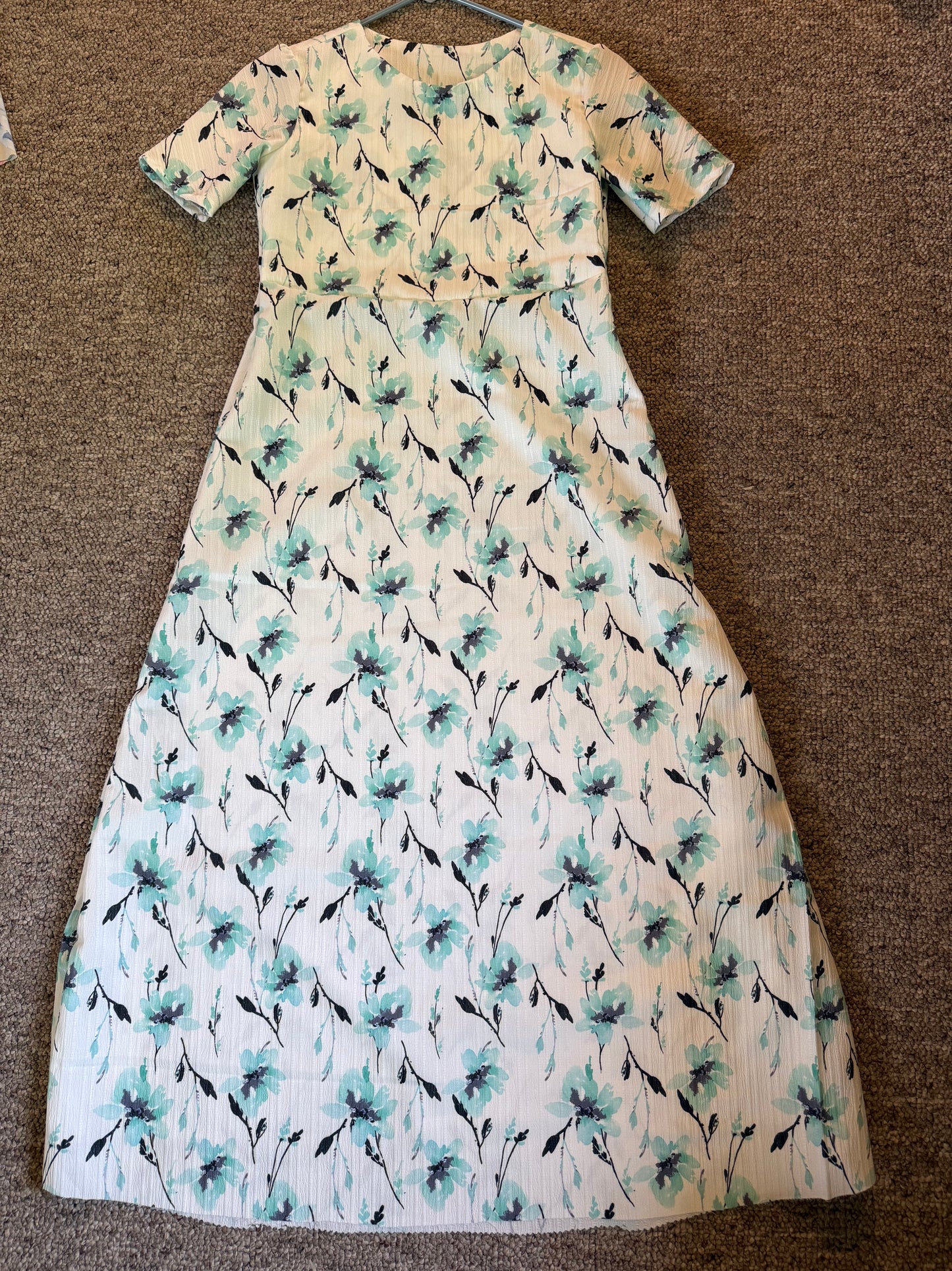 Mint Raine Polyester size 10