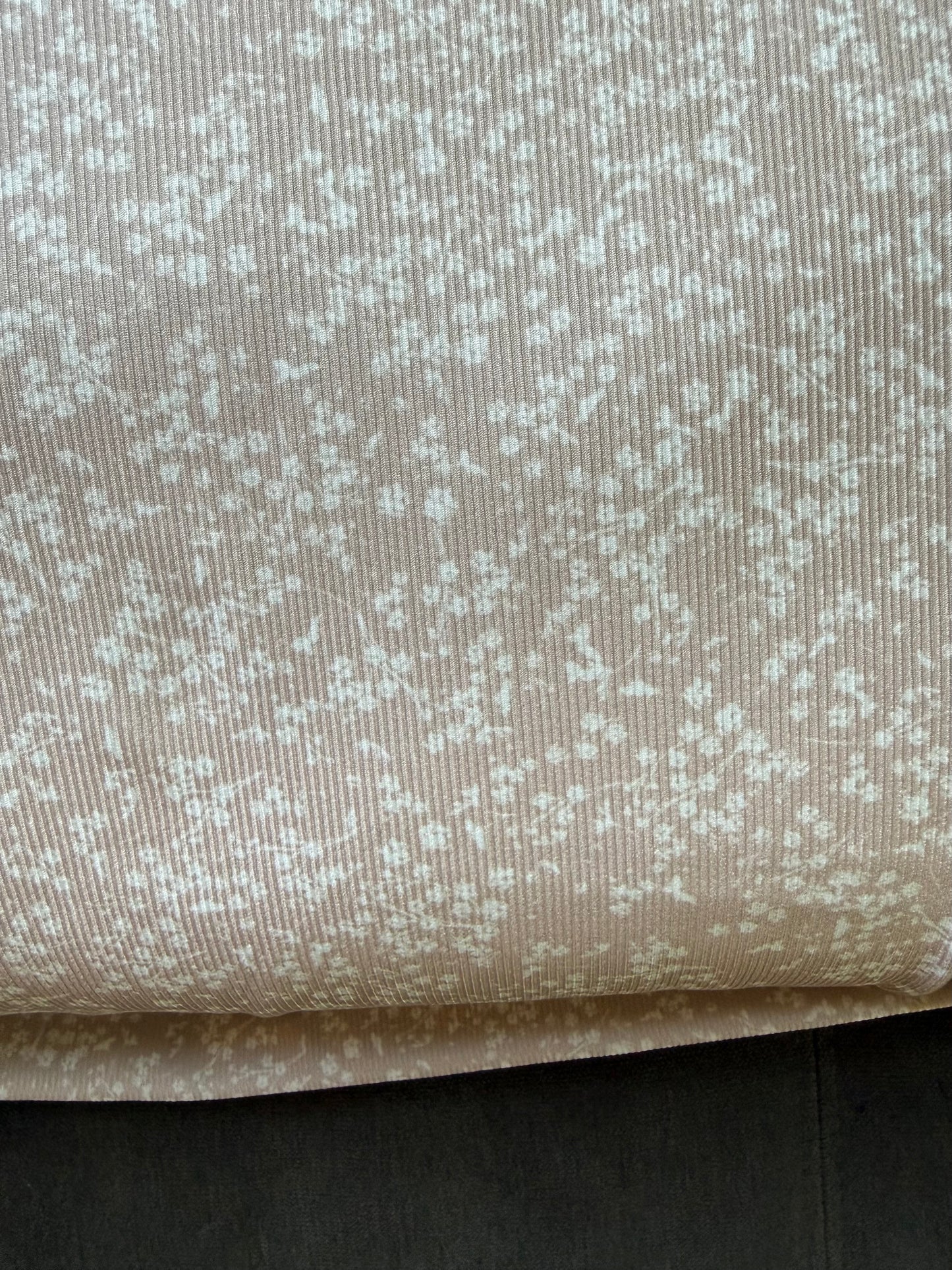 Gracie Floral in Mushroom