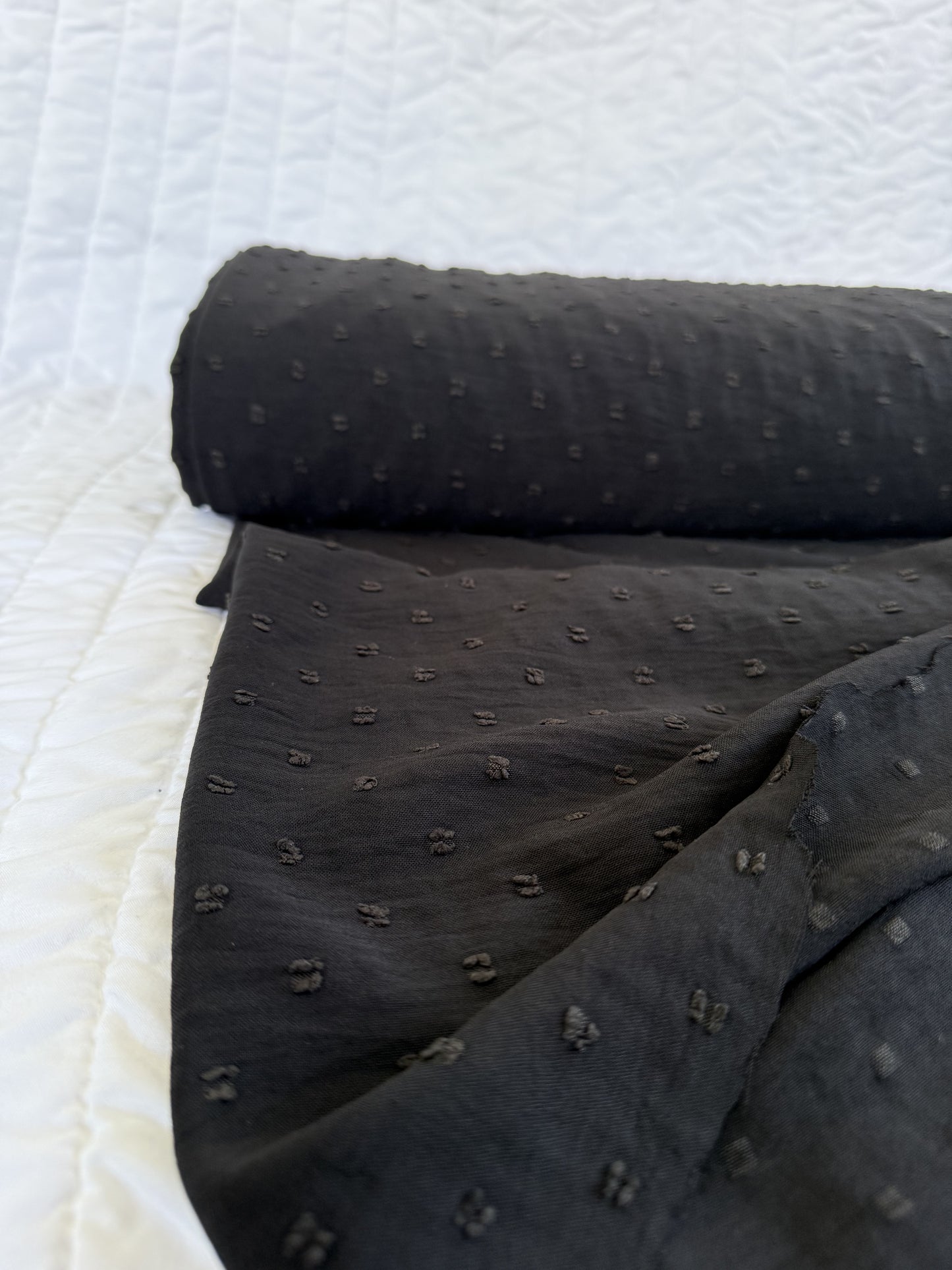 Poly Crinkle Small Swiss Dot