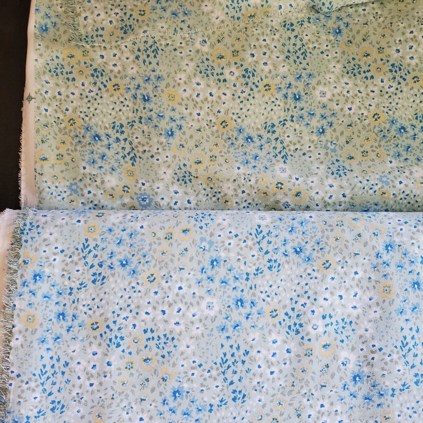Sage Poly Ditsy Floral