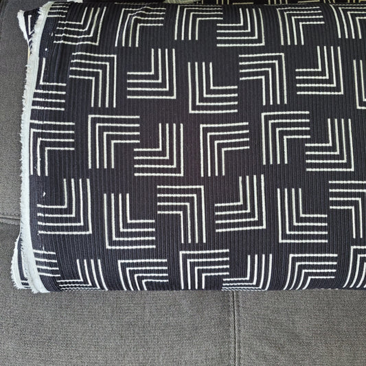 Black/Taupe Geo Rib Print