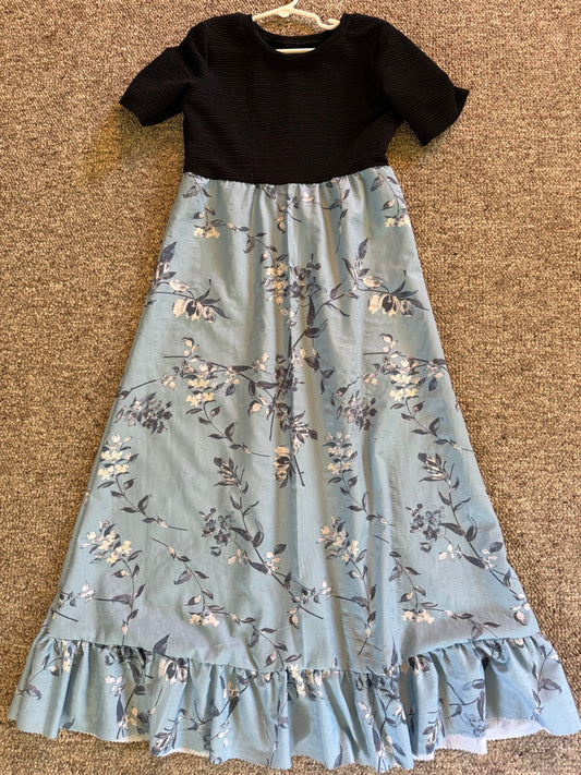 Black Rib with Blue Size 7
