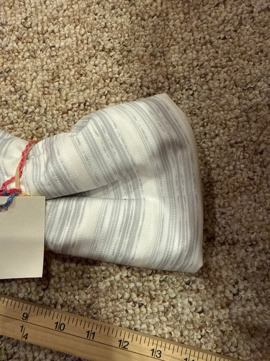 Grey stripe poly