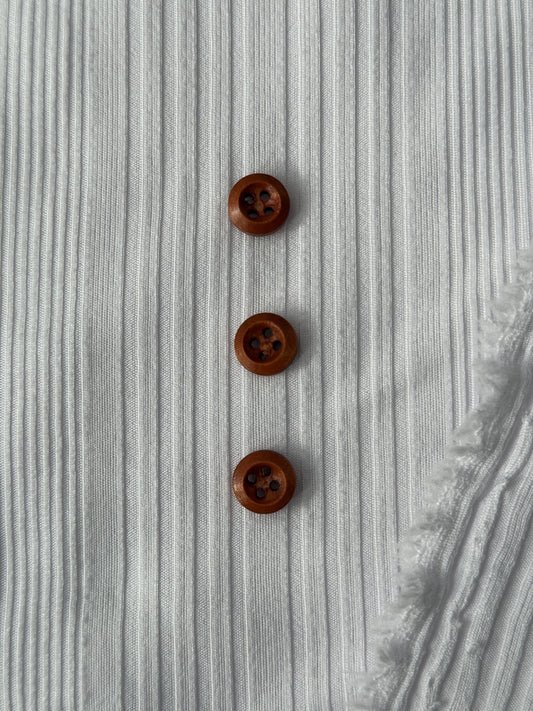 Brown/red Wooden Buttons